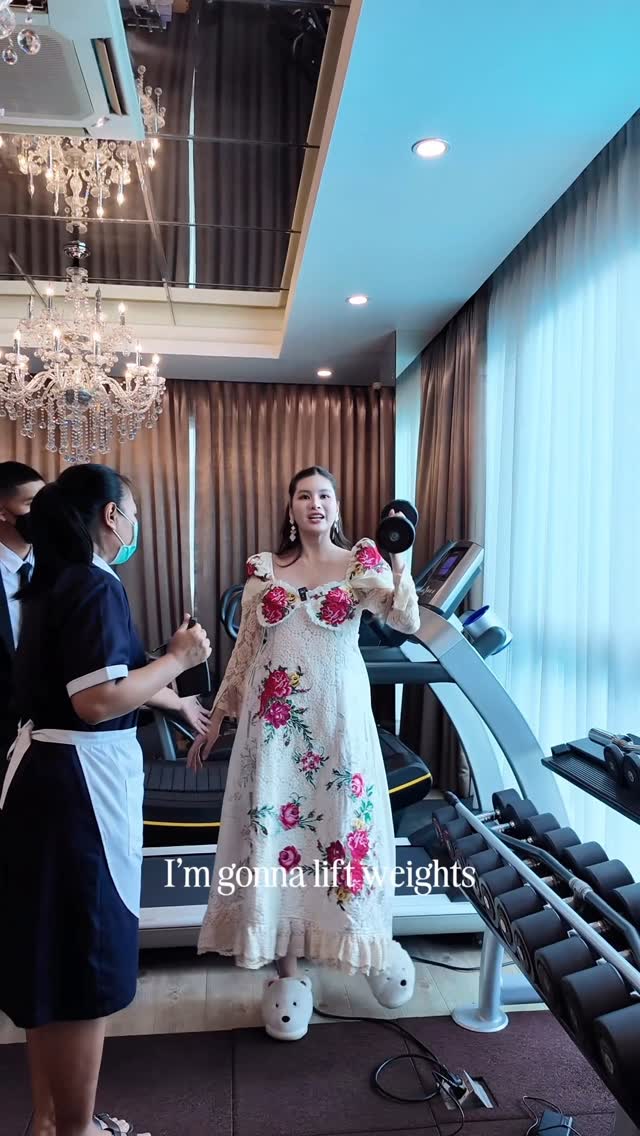 I love to exercise 💪🏻💖

#aonsomrutai #ออนสมฤทัย
#billionaire #luxurylife