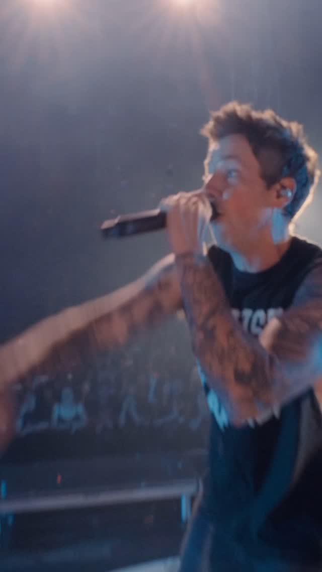 If you’re coming to our show wearing a Scooby outfit, there’s a good chance you’re coming up on stage to rock out with us! 🤩😎🤘
🎥 @lucasallegretto
#simpleplan #whatsnewscoobydoo #scoobydoo #poppunk #nostalgia