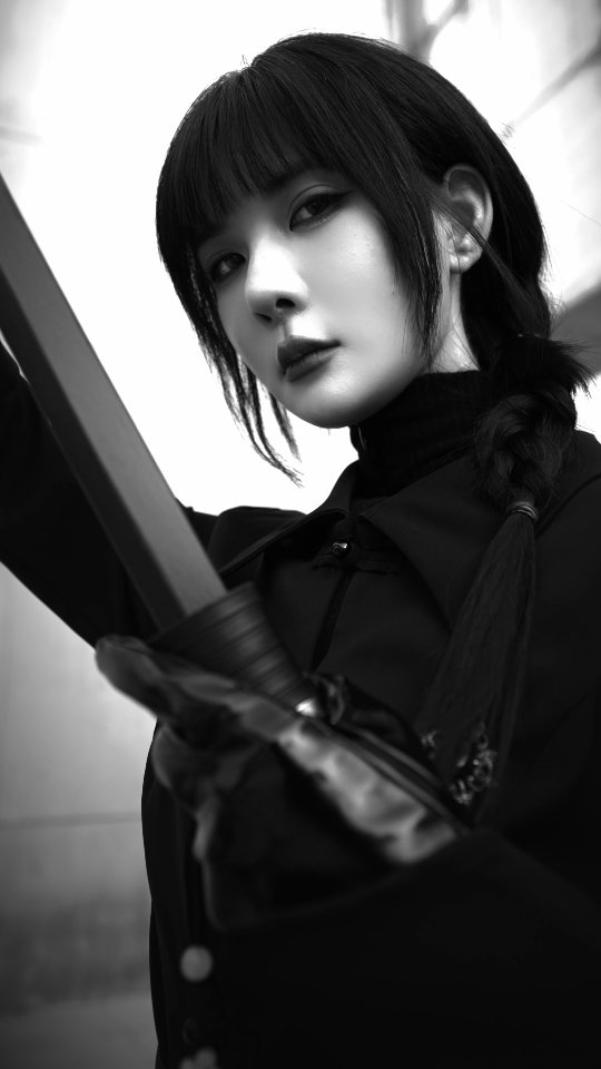 The Red and the Black

#crossdressing

#samurai

#violentaesthetics