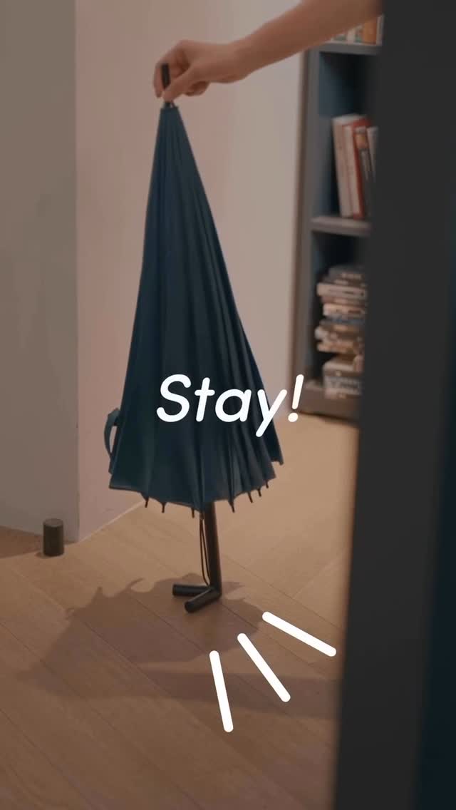 Stay-brella is your rainy day MVP: an umbrella that sits, stands, leans, and hooks. No more forgetting your umbrella in some corner or chasing your steps to find that lost umbrellas. This is problem solving at its finest! ☂️
-
Designer: @nendo_official
-
Follow us at @yankodesign_official for the latest innovation in the product, technology and automotive designs.