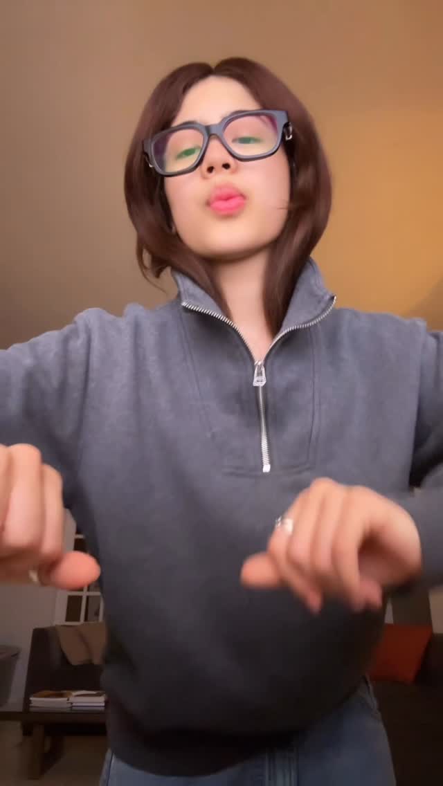 on repeat @tyla 🤓🤓🤓