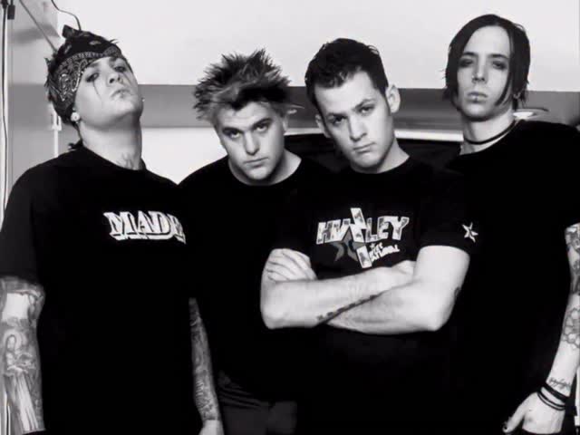 23 years ago today, Good Charlotte released “Lifestyles of the Rich and Famous” as the lead single from their second album, The Young and The Hopeless.

Packed with sharp lyrics and catchy hooks, the track became a pop punk staple and one of the band’s biggest hits. Still blasting this classic?

Lifestyles of the Rich and Famous - @goodcharlotteband 

#goodcharlotte #goodcharlotteforever #theyoungandthehopeless #goodcharlotteloudness #loudnessandnoise #loudness13