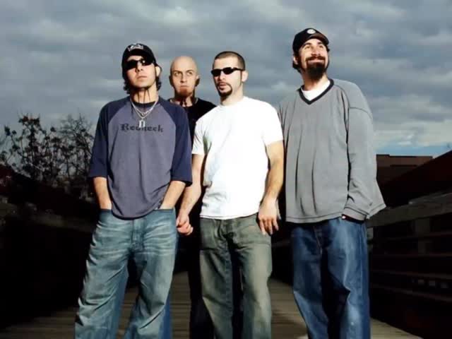 On this day 24 years ago, System Of A Down released “Chop Suey!” as the lead single from their second album, Toxicity.

Chaotic, dynamic, and instantly iconic—this track helped define a generation of alternative metal.

With sudden shifts, haunting melodies, and that unforgettable chorus, “Chop Suey!” remains one of SOAD’s most celebrated songs.

Still on your playlist today?

Chop Suey! - @systemofadown 

#systemofadown #systemofadownloudness #soadloudness  #loudnessandnoise #loudness13