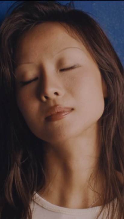 Một vài shot quay dài của chị Su và anh Thái mà mình có nhiều cảm xúc nhưng không cut vào bản dựng được. Nên là dựng thành một video, post lên đây để lưu giữ lại, để mình không quên nó. 

Những khoảnh khắc mà mình cảm thấy giữa nhân vật và mình không còn chiếc camera

WAR AND PEACE  anh @thaivg454 chị @justsuboi 

by @antiantiart

nhờ bé @__htomz với bé @_nav.dar