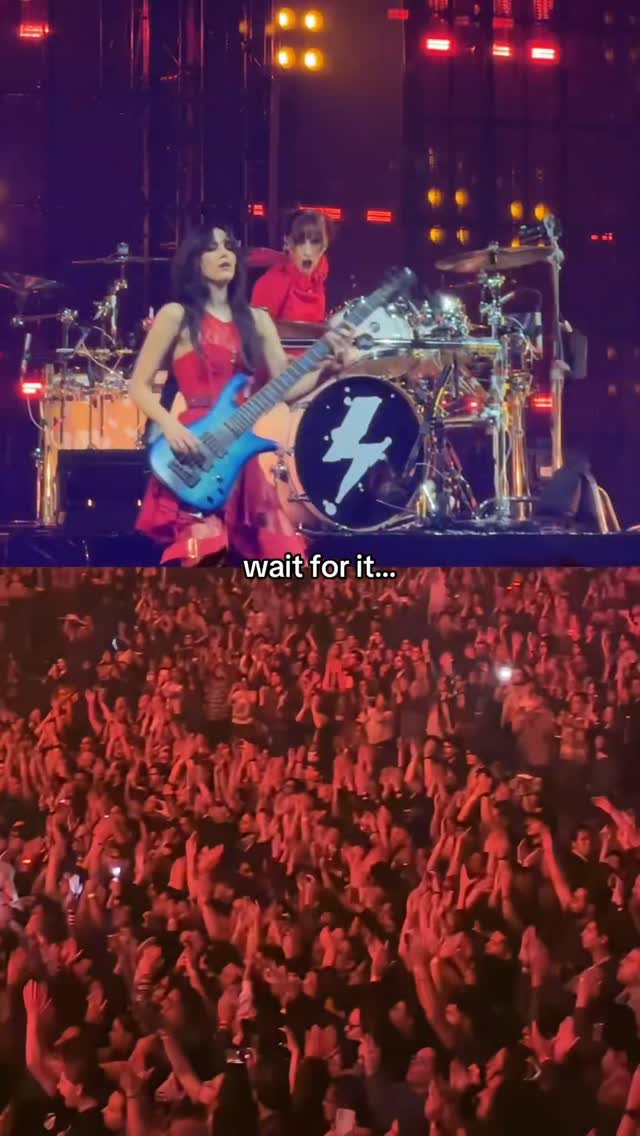 Are you ready to scream to EVOLVE next weekend?? 🗣️🗣️

The Warning Live From Auditorio Nacional, CDMX 
🎬 August 21 | AMC (USA) + Cinépolis (LATAM)
💿 August 22 | Live album out!
Movie tickets, CDs, vinyls and more at thewarningband.com 

#thewarninglive