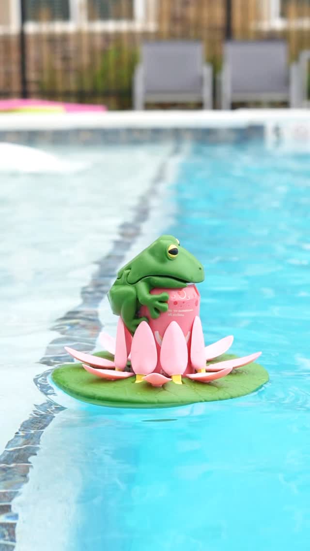 He works great, but what should I call him?
.
If you want to print this Frog OR the Lily pad, both files are at the link in my bio!
.
#3dprinting