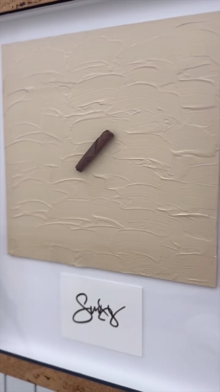 Limited Release
Smoked roaches by Snoop Dogg — The Ultimate Collectible
August 15 · 12pm PST
Link in bio

#SnoopDogg #FineArt #AshesToArt #ArtCollectors #HipHopArt #CulturalArtifact #PopCultureArt #ContemporaryArt #CollectorsPiece #FirstOfItsKind #ArtAuction #UrbanArt #MusicHistory #LuxuryArt #InvestmentArt