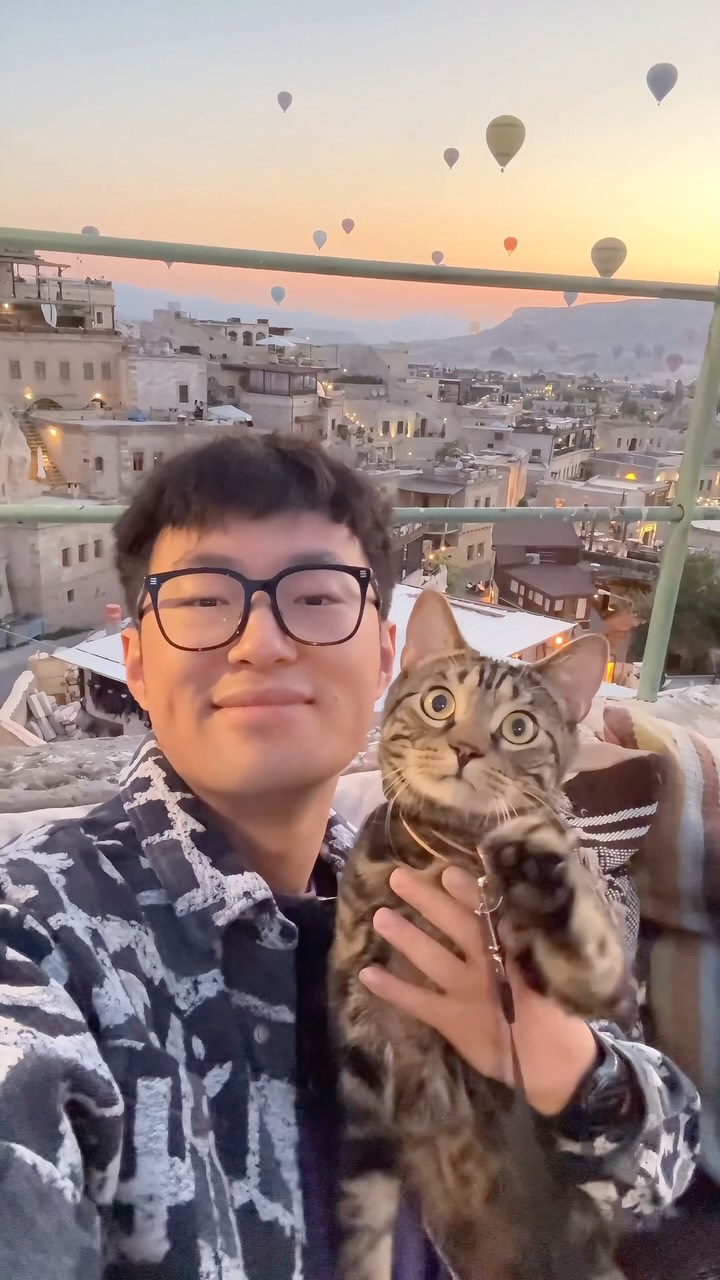 Travel the World with Cat 11th Balloon in Turkey,带狸花猫环游世界11站土耳其热气球(2)