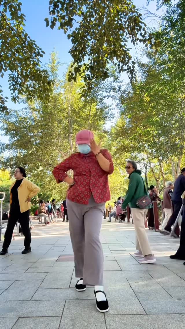 Look my name 。#aespa #RichMan #RichMan舞蹈挑战 #抖音潮流舞蹈地图#kpop #三岁娜拉 #richman @aespa_official