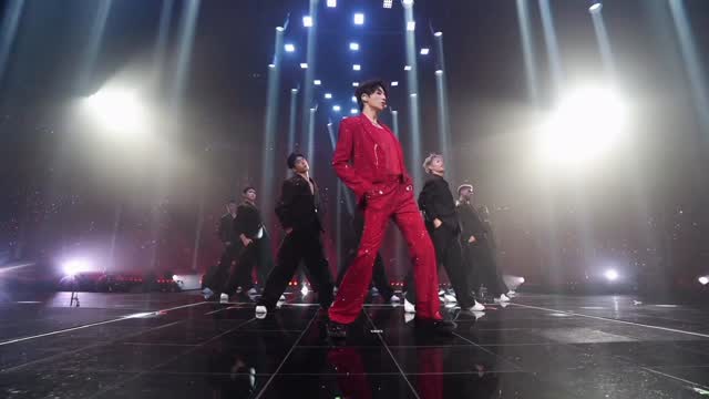 掃一個徹底🕺
11.22 #泉州 愛上你決不會錯
#青春為名 2025全球巡迴演唱會
#掃腿舞