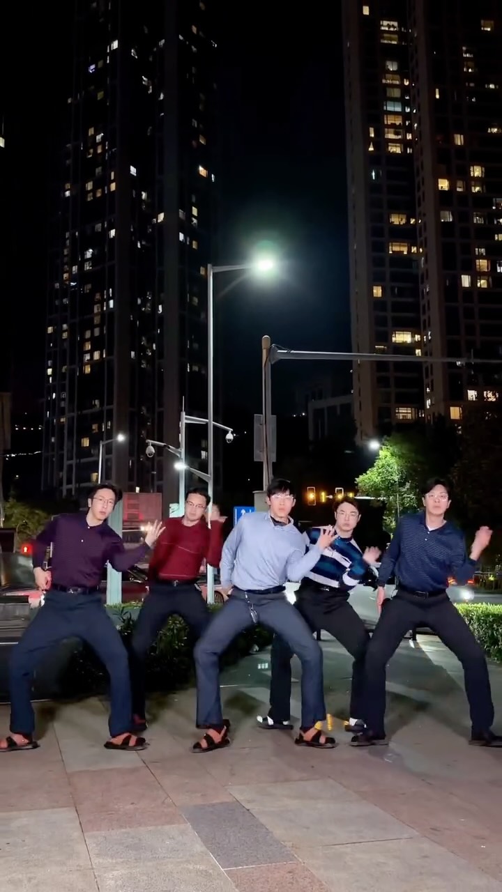 Barely made it!
#bigbang #fantasticbaby