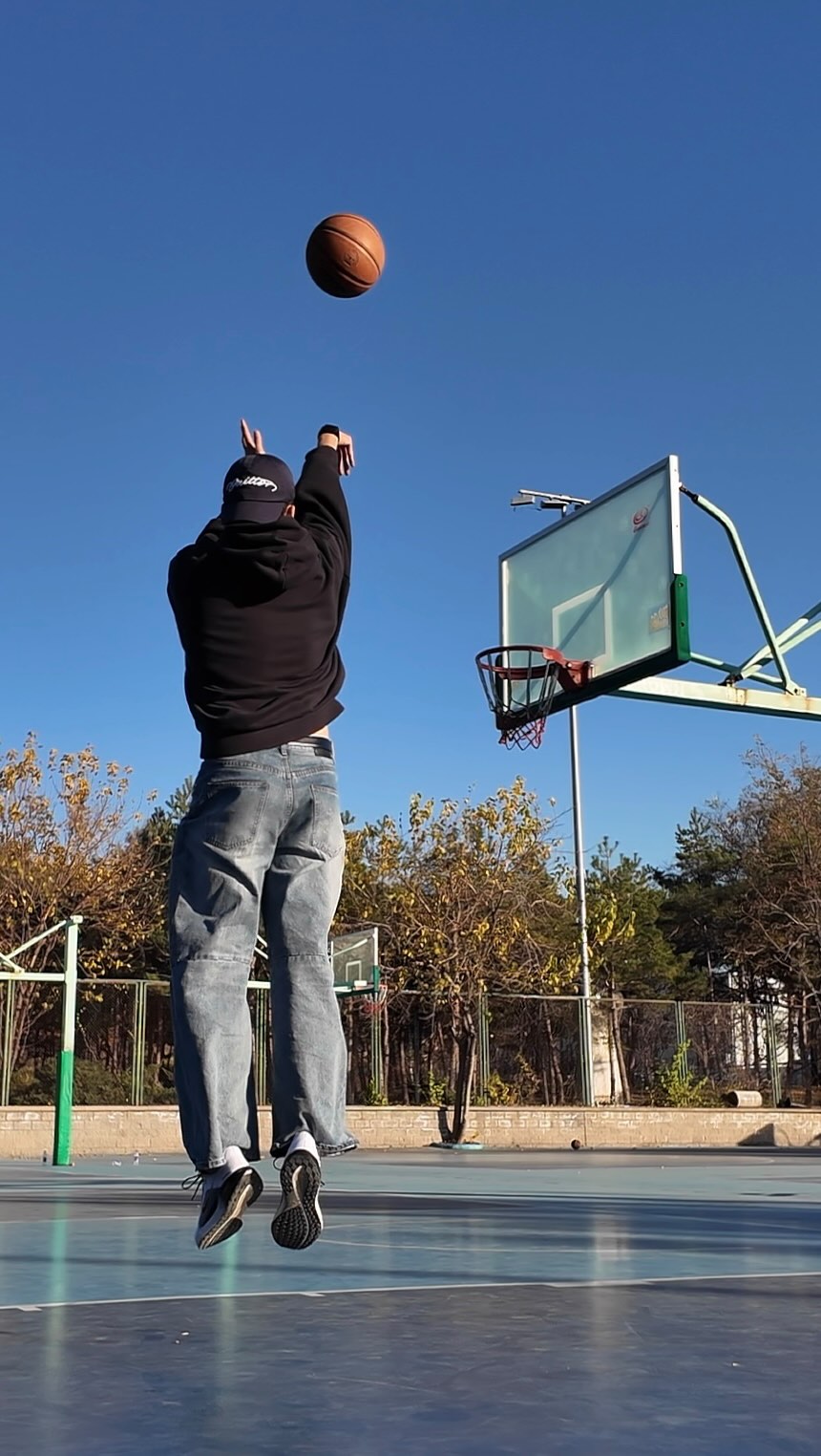 Gonna be shooting from downtown next season #ball #fyp #mindset