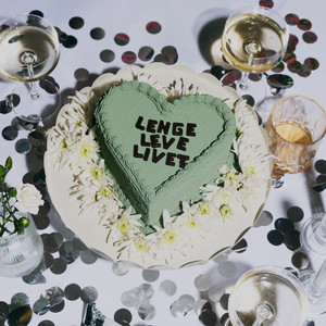 hvem kan seile foruten vind?