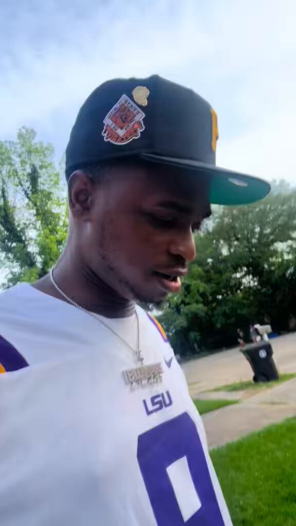 I spend my last check on ammo.💥💥 Download (AwwAww) #clicklinkinbio🔝 #tagme #stories #videos #Clicklinkinbio📱 #availableonallmusicplatforms🎧🍏🎵🦍🐥 #support💯❤️🫡 #trending #viral #workout https://t.co/J89NCD2Hkz