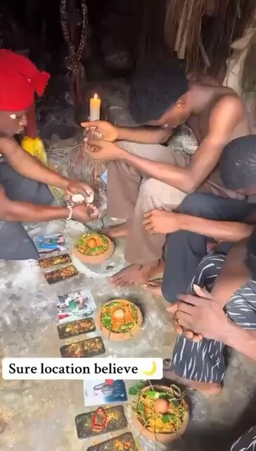 Trending video of suspected yahoo boys dedicating their phones in a shrine and eating charmed concoctions
https://t.co/lvcXk8hp5b