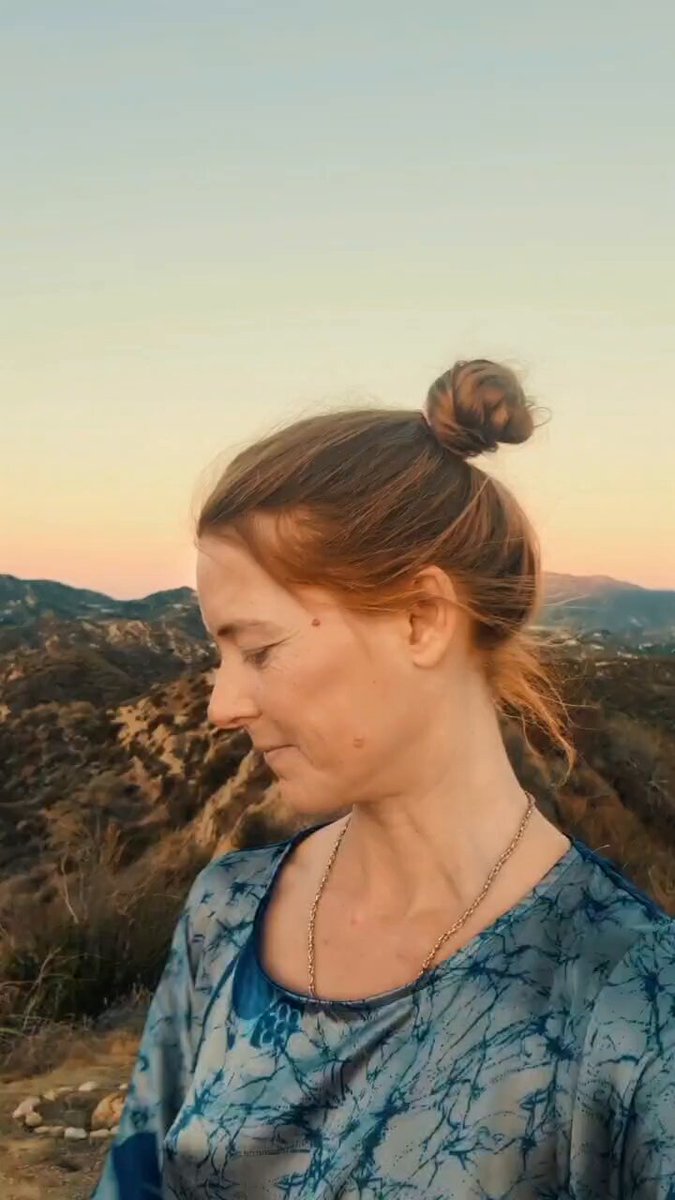 lunar eclipse 
#mind #soul #SPIRITUAL #Trending #viral #VIDEOS #WATCH #Today https://t.co/UJtHPQxjuZ